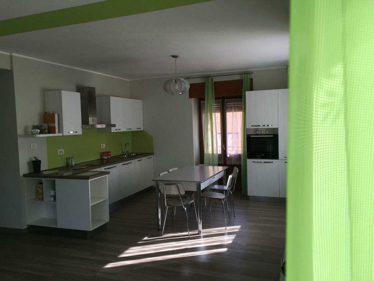 La Terrazza Di Gino Villa Гросио Екстериор снимка